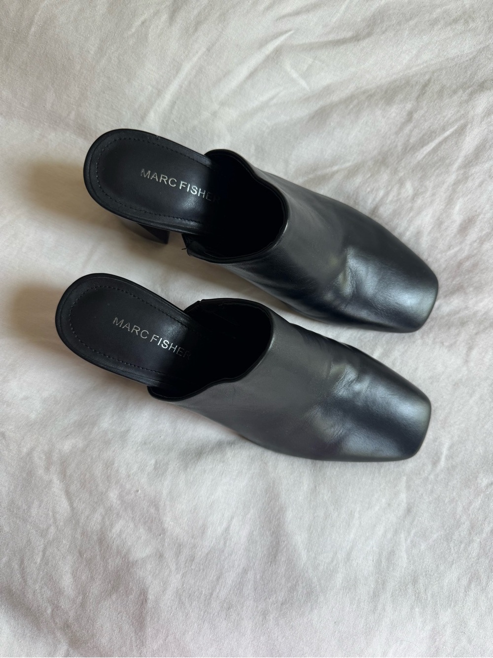 Marc Fisher black high heel mules (7.5) - Picture 4 of 5